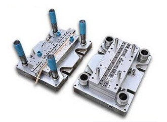 1523515900798705.jpg 級進模